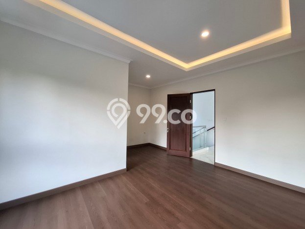 Hunian Modern Disewakan di Pondok Indah Jakarta Selatan 5 KT & 5 KM Hunian Modern Disewakan di Pondok Indah Jakarta Selatan 5 KT & 5 KM