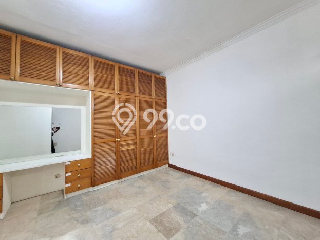Disewakan! Rumah 7 Kamar Tidur &
5 Kamar Mandi di Pondok Indah, Jakarta Selatan Disewakan! Rumah 7 Kamar Tidur &
5 Kamar Mandi di Pondok Indah, Jakarta Selatan