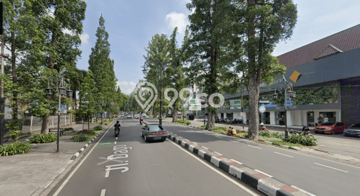 Ruko Dijual di Bandung LT 2396m2 & LB 1050m2 Lokasi Terbaik! Ruko Dijual di Bandung LT 2396m2 & LB 1050m2 Lokasi Terbaik!