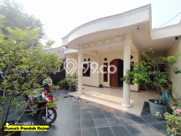 Jual Rumah Bagus Siap Huni LB 120m2 di Cilodong, Depok Jual Rumah Bagus Siap Huni LB 120m2 di Cilodong, Depok