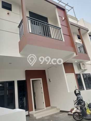 Dijual Rumah 3 Kamar Lokasi Strategis Nyaman dan Strategis di Tebet Dijual Rumah 3 Kamar Lokasi Strategis Nyaman dan Strategis di Tebet