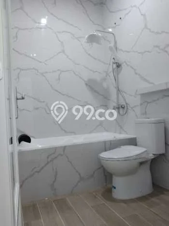 For Sale Rumah 3 Kamar Lokasi Ideal Bagus dan Strategis di Kemayoran For Sale Rumah 3 Kamar Lokasi Ideal Bagus dan Strategis di Kemayoran