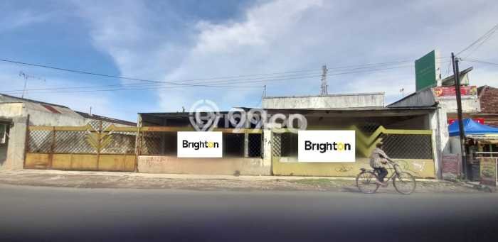 Gudang Strategis Kawasan Madyopuro, Luas 3500m2m², Area Bisnis, Tingkat Keramaian Tinggi Gudang Strategis Kawasan Madyopuro, Luas 3500m2m², Area Bisnis, Tingkat Keramaian Tinggi