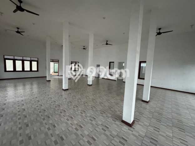Unit Komersial Disewakan di Malang Area Strategis Harga Kompetitif Unit Komersial Disewakan di Malang Area Strategis Harga Kompetitif