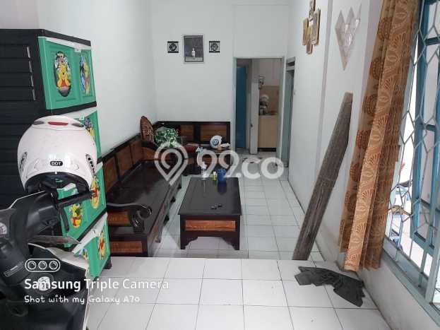 Rumah Asri area Malang Kota, 2 KM, Lingkungan Strategis, Luas 55m2m² LB 110m2m² Rumah Asri area Malang Kota, 2 KM, Lingkungan Strategis, Luas 55m2m² LB 110m2m²