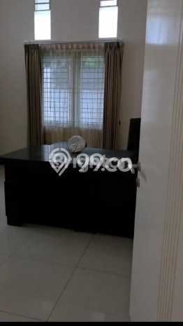 Rumah Sewa Malang LT 300m2 LB 250m2 Area Malang Kota Rumah Sewa Malang LT 300m2 LB 250m2 Area Malang Kota