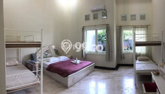 Hunian Elit LB 1000m2 Siap Huni Desain Elegan di Dieng, Malang Hunian Elit LB 1000m2 Siap Huni Desain Elegan di Dieng, Malang