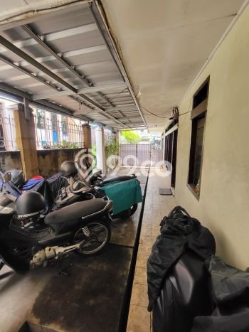 Rumah Elit LB 692m2 Siap Pakai Desain Elegan di Caringin, Bandung Rumah Elit LB 692m2 Siap Pakai Desain Elegan di Caringin, Bandung