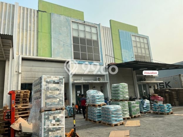KAWASAN KOMERSIAL! Gudang For Rent Kawasan , Luas 324m2m², Area Premium KAWASAN KOMERSIAL! Gudang For Rent Kawasan , Luas 324m2m², Area Premium