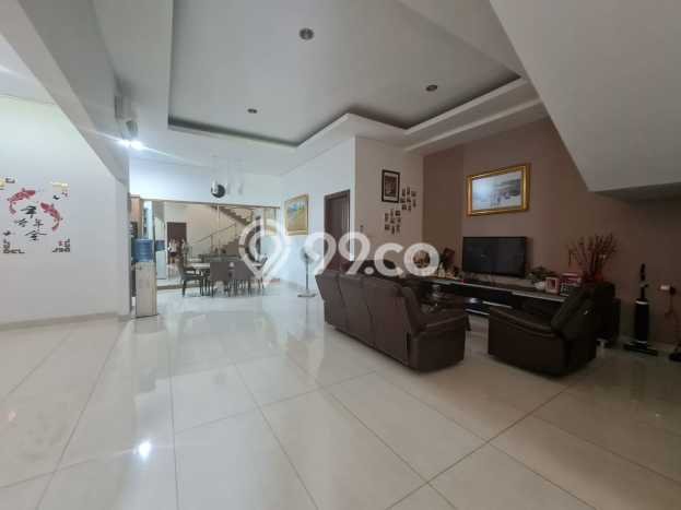 Rumah Elit Modern Tanpa Renovasi di Pantai Indah Kapuk Jakarta Utara Rumah Elit Modern Tanpa Renovasi di Pantai Indah Kapuk Jakarta Utara