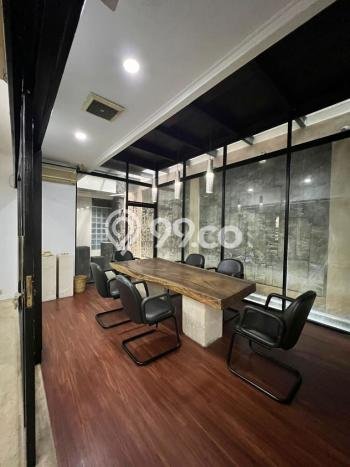 Rumah LT 375m² di Pusat Kota Kebayoran Baru, Jakarta Selatan - Harga Terjangkau Rumah LT 375m² di Pusat Kota Kebayoran Baru, Jakarta Selatan - Harga Terjangkau