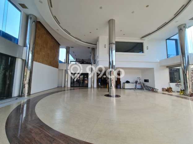 Komersial Bagus Dijual LB 1200m2 Lokasi Strategis Jakarta Selatan Area Cocok untuk Berbisnis Komersial Bagus Dijual LB 1200m2 Lokasi Strategis Jakarta Selatan Area Cocok untuk Berbisnis