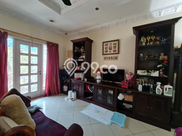 Rumah Elit LB 220m2 Siap Huni Desain Elegan di Pantai Mutiara, Jakarta Utara Rumah Elit LB 220m2 Siap Huni Desain Elegan di Pantai Mutiara, Jakarta Utara