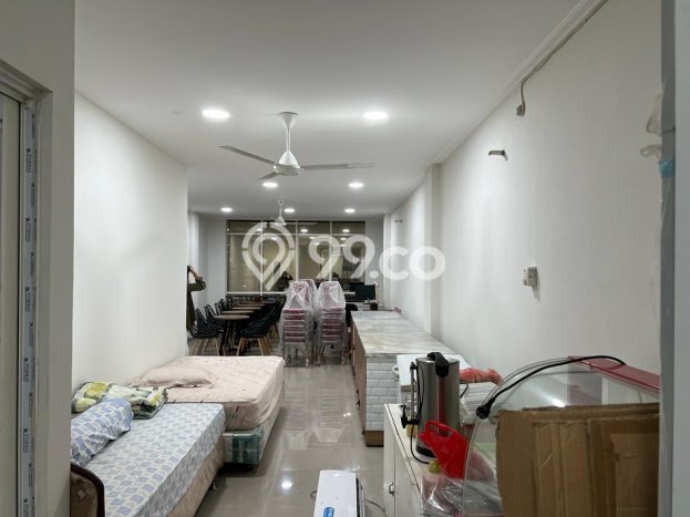 Ruko Dijual di Prime Area Jakarta Utara Luas 180m2 Ruko Dijual di Prime Area Jakarta Utara Luas 180m2