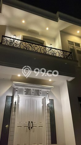 Rumah Luxury Modern Tanpa Renovasi di Pantai Indah Kapuk Jakarta Utara Rumah Luxury Modern Tanpa Renovasi di Pantai Indah Kapuk Jakarta Utara