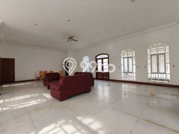 Hunian Bagus Disewakan di Pantai Mutiara, Jakarta Utara LT 560m2, LB 800m2 Hunian Bagus Disewakan di Pantai Mutiara, Jakarta Utara LT 560m2, LB 800m2