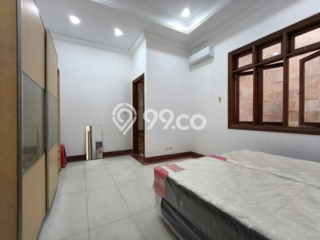 Hunian Bagus Disewakan di Pantai Mutiara, Jakarta Utara LT 560m2, LB 800m2 Hunian Bagus Disewakan di Pantai Mutiara, Jakarta Utara LT 560m2, LB 800m2