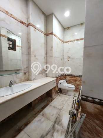 Hunian Bagus Disewakan di Pantai Mutiara, Jakarta Utara LT 560m2, LB 800m2 Hunian Bagus Disewakan di Pantai Mutiara, Jakarta Utara LT 560m2, LB 800m2