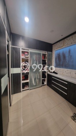 Rumah Mewah LB 280m2 Siap Huni Desain Elegan di Pantai Indah Kapuk, Jakarta Utara Rumah Mewah LB 280m2 Siap Huni Desain Elegan di Pantai Indah Kapuk, Jakarta Utara
