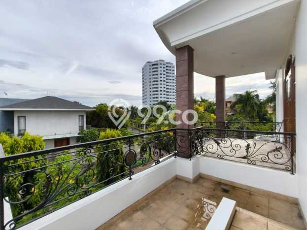 Hunian Bagus Disewakan di Pantai Mutiara, Jakarta Utara LT 560m2, LB 800m2 Hunian Bagus Disewakan di Pantai Mutiara, Jakarta Utara LT 560m2, LB 800m2