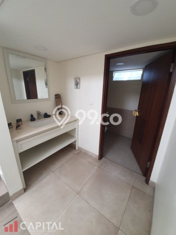 Dijual Rumah Mewah Megah Dengan View Cantik di Ciumbuleuit, Bandung Dijual Rumah Mewah Megah Dengan View Cantik di Ciumbuleuit, Bandung