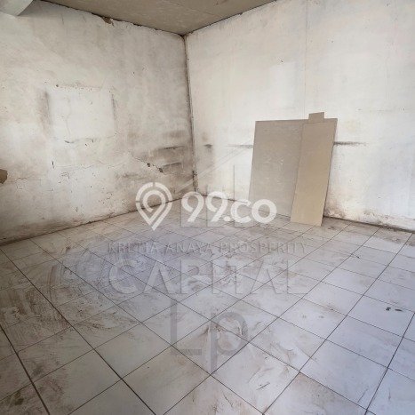LOKASI STRATEGIS! Gudang Disewakan Kawasan , Luas 384m2m², Pusat Niaga LOKASI STRATEGIS! Gudang Disewakan Kawasan , Luas 384m2m², Pusat Niaga