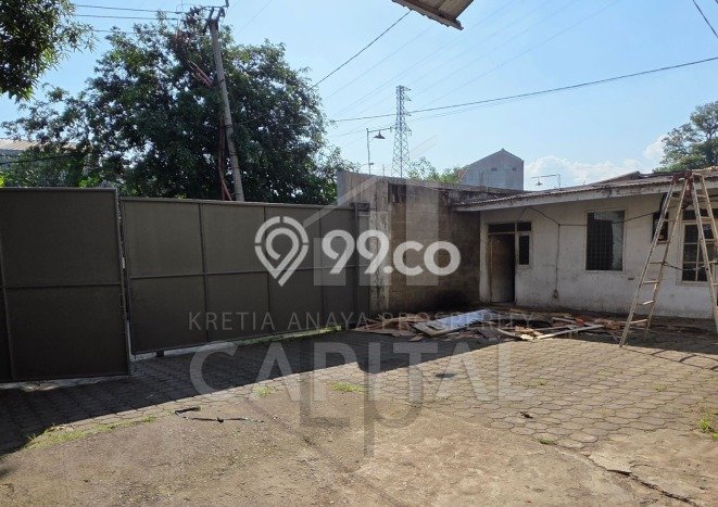 LOKASI STRATEGIS! Gudang Disewakan Kawasan , Luas 384m2m², Pusat Niaga LOKASI STRATEGIS! Gudang Disewakan Kawasan , Luas 384m2m², Pusat Niaga