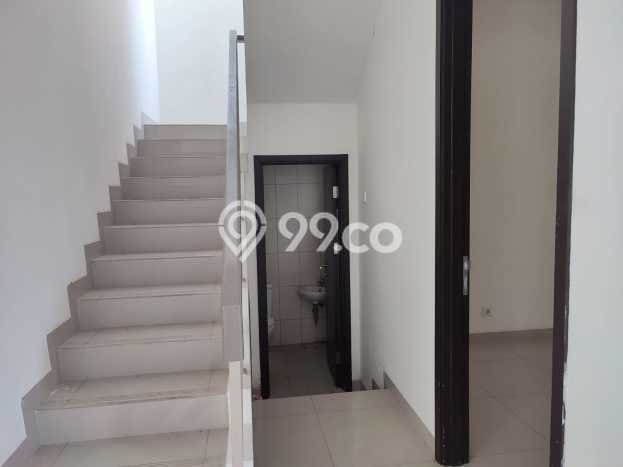 Dijual Cepat Rumah Favorit Siap Huni LB 160m2 di Cakung, Jakarta Timur Dijual Cepat Rumah Favorit Siap Huni LB 160m2 di Cakung, Jakarta Timur