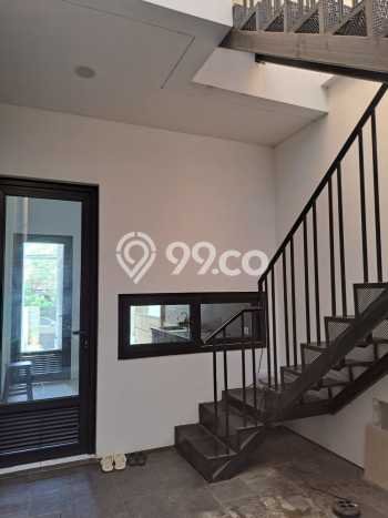 Rumah Mewah Dijual LT 200m2 di Kelapa Gading, Jakarta Utara Rumah Mewah Dijual LT 200m2 di Kelapa Gading, Jakarta Utara