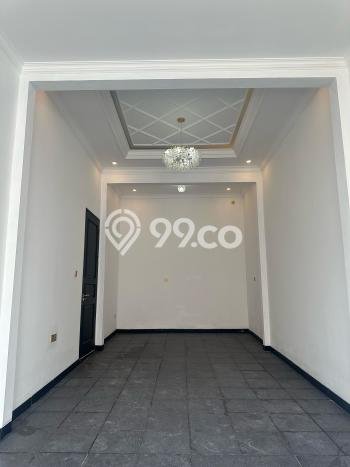 For Sale! Luxury House LT 105m2 Desain Modern di Pulomas For Sale! Luxury House LT 105m2 Desain Modern di Pulomas