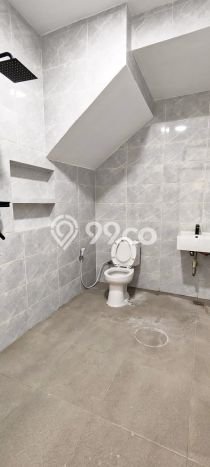 Rumah Eksklusif Siap Huni LT 102m2 di Kelapa Gading, Jakarta Utara Rumah Eksklusif Siap Huni LT 102m2 di Kelapa Gading, Jakarta Utara