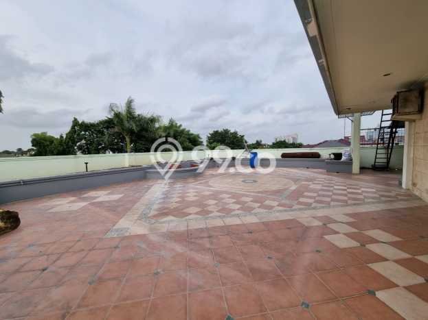Ready to Use! Luxury House LT 387m2 Desain Modern di Kayu Putih Ready to Use! Luxury House LT 387m2 Desain Modern di Kayu Putih