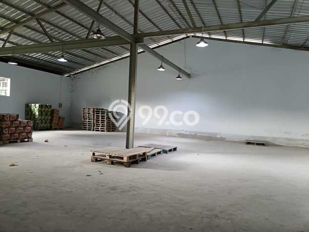 Unit Gudang Disewakan di Penggilingan di Area Ramai & Strategis Unit Gudang Disewakan di Penggilingan di Area Ramai & Strategis