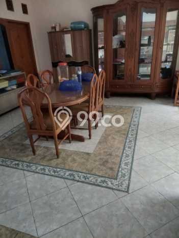 Hunian Cantik Modern Lb 320m2 di Jatinegara, Jakarta Timur Hunian Cantik Modern Lb 320m2 di Jatinegara, Jakarta Timur