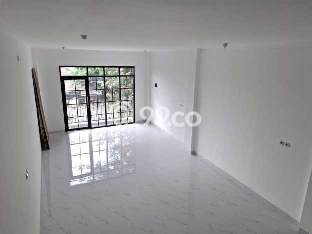 Ruko Komersial Dijual di Duren Sawit Jakarta Timur LT 73m2 & LB 139m2 Ruko Komersial Dijual di Duren Sawit Jakarta Timur LT 73m2 & LB 139m2