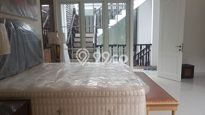 Hunian Mewah Siap Huni LT 156m2 di Kelapa Gading, Jakarta Utara Hunian Mewah Siap Huni LT 156m2 di Kelapa Gading, Jakarta Utara