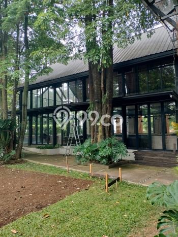 Komersial untuk Disewa di Pusat Bandung Luas Bangunan 1018m2 Komersial untuk Disewa di Pusat Bandung Luas Bangunan 1018m2