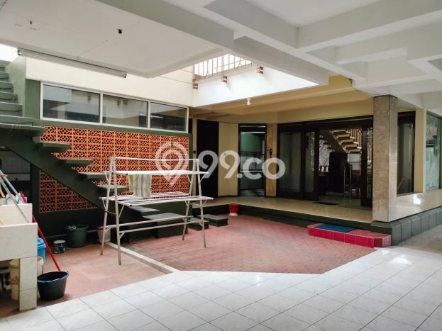 Sewa Rumah Harga Terjangkau di Setra Sari Bandung Punya 4 Kamar Tidur Sewa Rumah Harga Terjangkau di Setra Sari Bandung Punya 4 Kamar Tidur