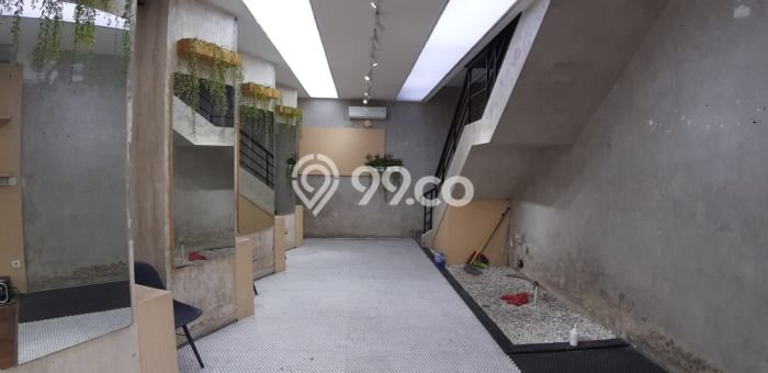 LOKASI STRATEGIS! Ruko Kawasan Gading Serpong, Luas 135m², Area Komersial LOKASI STRATEGIS! Ruko Kawasan Gading Serpong, Luas 135m², Area Komersial