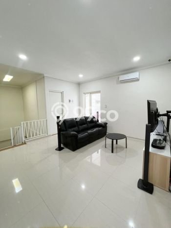 Dijual Rumah Luas Megah Dengan View Cantik di Sutorejo, Surabaya Dijual Rumah Luas Megah Dengan View Cantik di Sutorejo, Surabaya