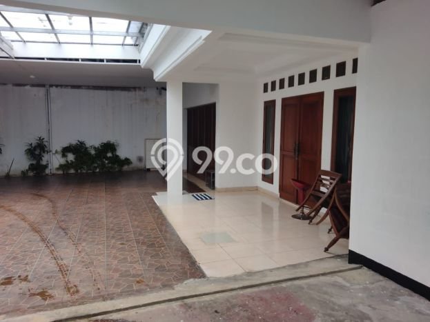 Dijual Rumah Luas Megah Dengan View Eksklusif di Kemang, Jakarta Selatan Dijual Rumah Luas Megah Dengan View Eksklusif di Kemang, Jakarta Selatan