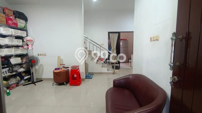 Hunian Cantik Modern Lb 120m2 di Cipondoh, Tangerang Hunian Cantik Modern Lb 120m2 di Cipondoh, Tangerang
