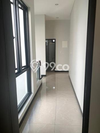 Rumah Elit Modern Siap Huni di Gading Serpong Tangerang Rumah Elit Modern Siap Huni di Gading Serpong Tangerang