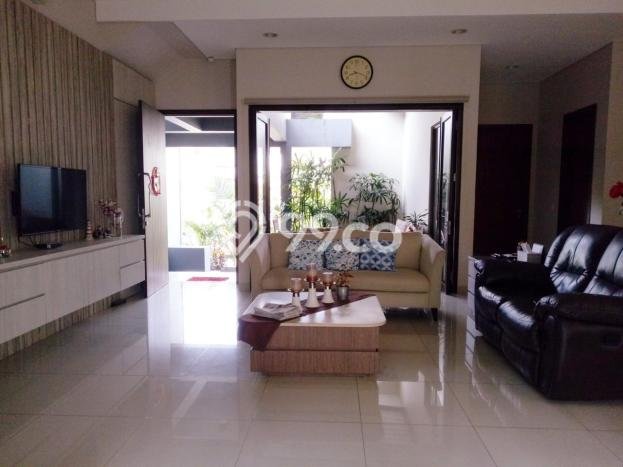 Jual Rumah Luas Elegan Dengan View Cantik di BSD, Tangerang Jual Rumah Luas Elegan Dengan View Cantik di BSD, Tangerang