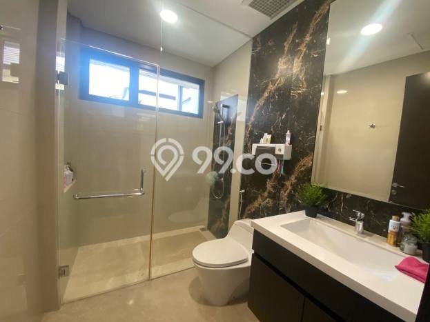 For Sale! Luxury House LT 220m2 Desain Modern di BSD City For Sale! Luxury House LT 220m2 Desain Modern di BSD City
