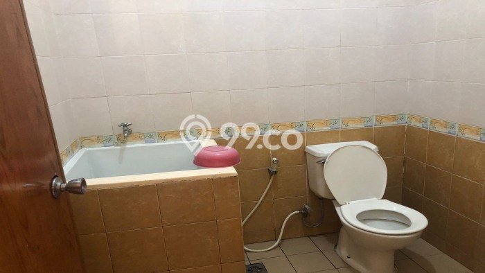 Rumah di Tangerang Selatan Kondisi Baik Minimalis Dekat Fasilitas Umum Rumah di Tangerang Selatan Kondisi Baik Minimalis Dekat Fasilitas Umum