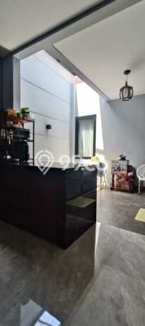 Dijual Rumah Eksklusif 3 KT di Villa Melati Mas, Tangerang Selatan Dijual Rumah Eksklusif 3 KT di Villa Melati Mas, Tangerang Selatan