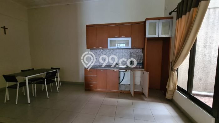 Rumah kawasan Gading Serpong, 2 KM, Pemandangan Kota, LT 144m² Bangunan 198m² Rumah kawasan Gading Serpong, 2 KM, Pemandangan Kota, LT 144m² Bangunan 198m²