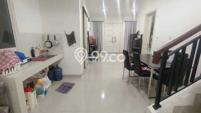 Jual Rumah Mewah Elegan Dengan View Eksklusif di Gading Serpong, Tangerang Jual Rumah Mewah Elegan Dengan View Eksklusif di Gading Serpong, Tangerang