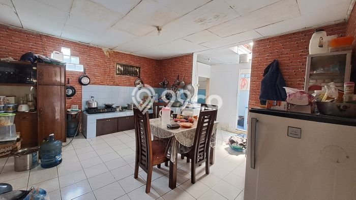 For Sale Rumah 5 Kamar Lokasi Ideal Nyaman dan Strategis di Regol For Sale Rumah 5 Kamar Lokasi Ideal Nyaman dan Strategis di Regol